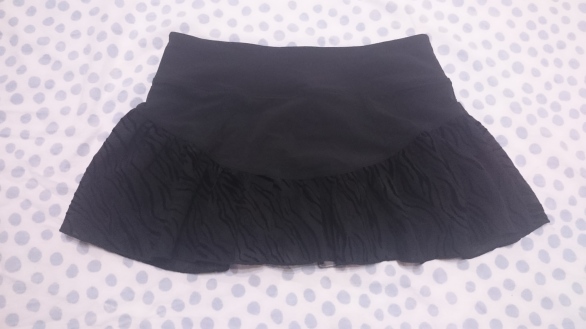 Lorna Jane black shorts skirt